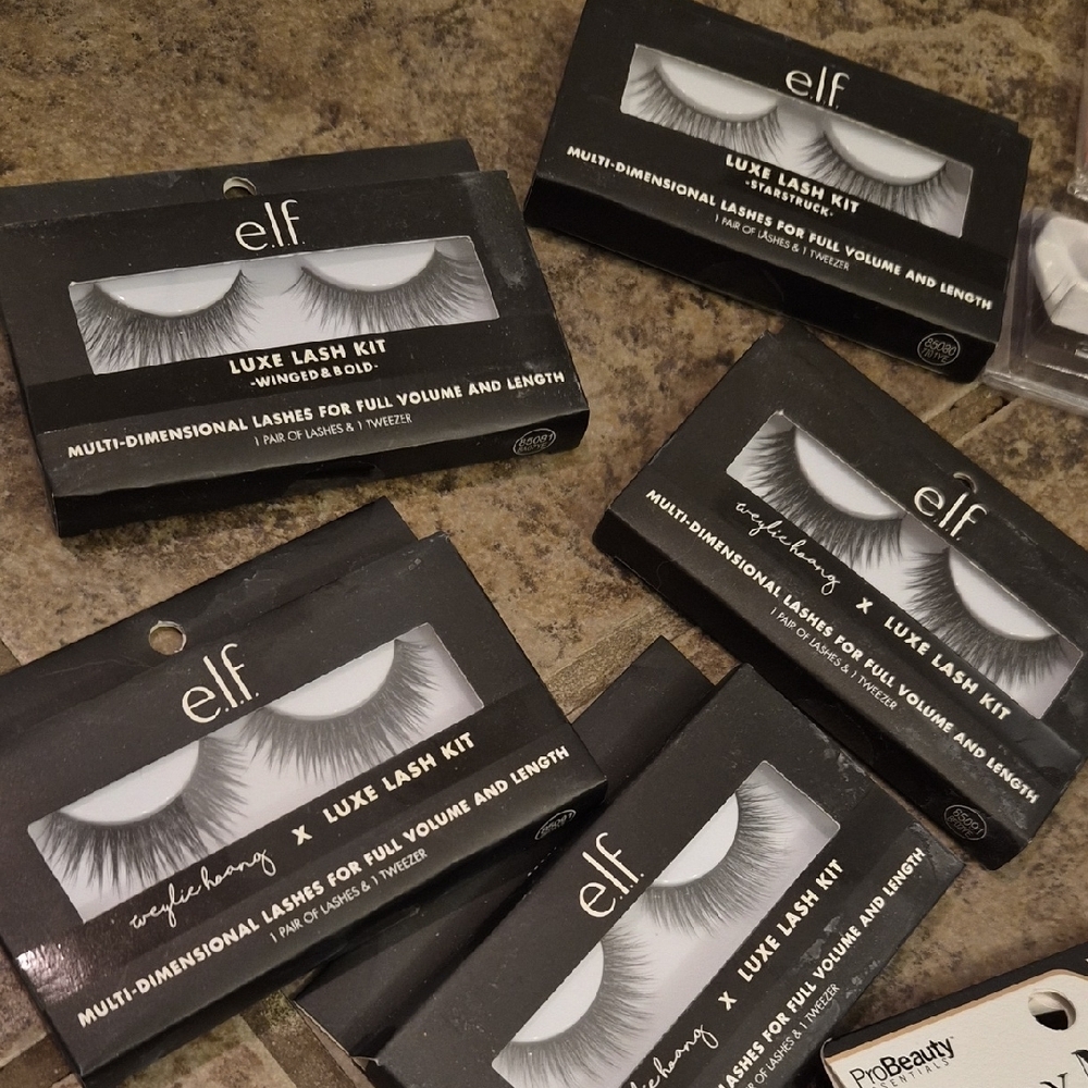 Assorted False Eyelashes Collection - Picture 2 of 5